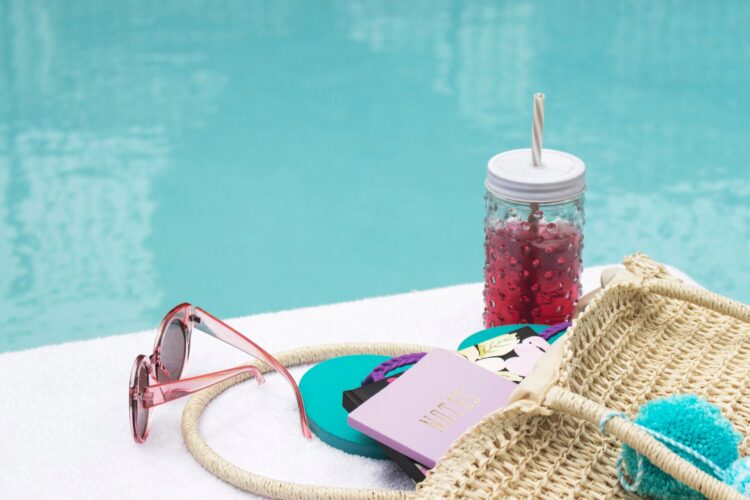 22 Finest Summer season Aspect Hustles To Make Further Cash