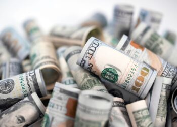 Right here Are The three Ages The place It Makes The Most Sense to Be Financially Secure