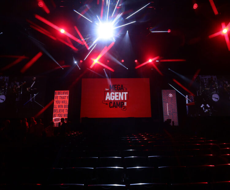 Greatest. MAC. Ever. – KW Outfront Journal