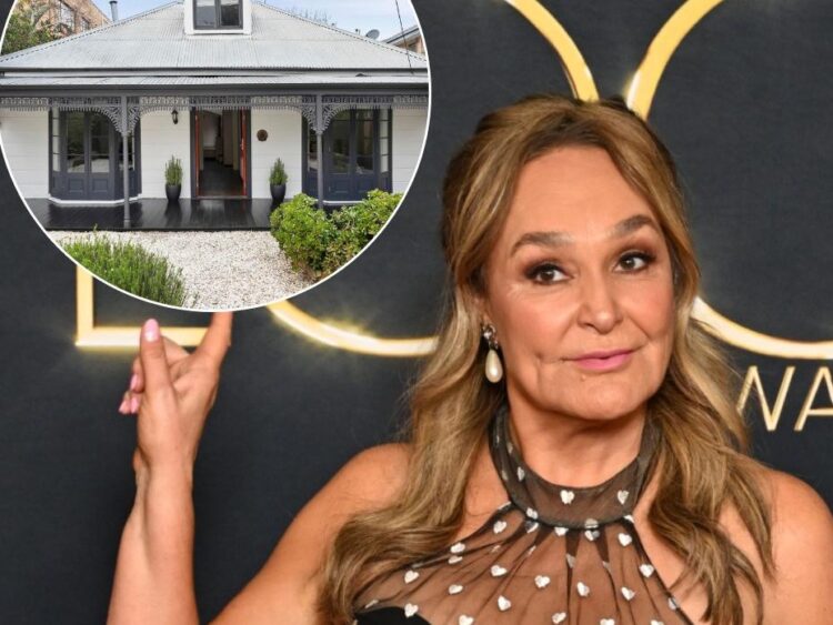 Kate Langbroek: TV, radio host and husband Peter Allan Lewis put historic St Kilda home up on the market