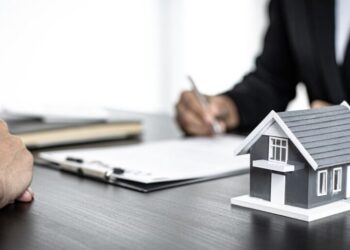 A 5-Yr Plan for Monetary Freedom With Actual Property (That Anybody Can Replicate)