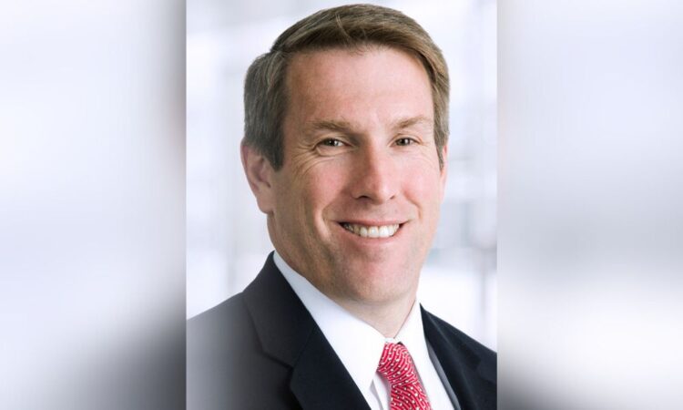 world dealer’s breakthrough warfare insurance coverage providing