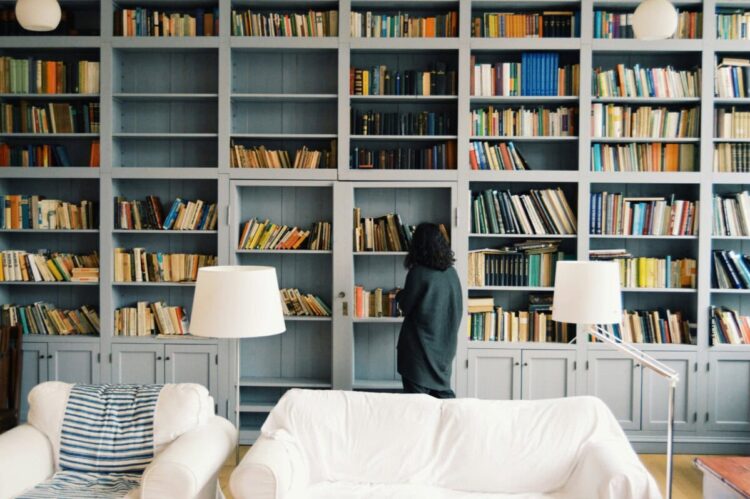 10 Concepts for Storing Books at House