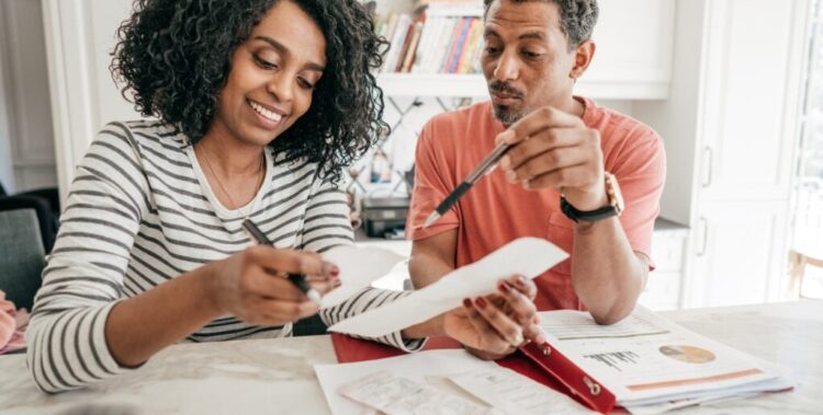 11 Final-Minute Tax Hacks Each Investor Wants Earlier than the Yr Ends