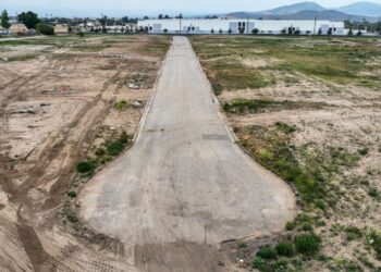 Choose halts building of huge warehouse undertaking after scores of properties demolished