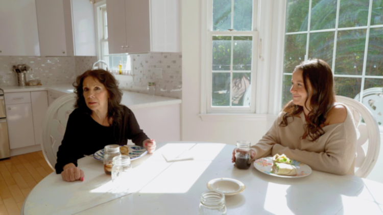 Why many younger adults within the U.S. are nonetheless residing with their mother and father