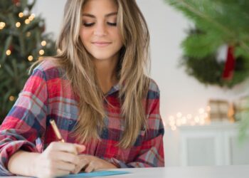 Strengthen Consumer Relationships With Heartfelt Vacation Messages