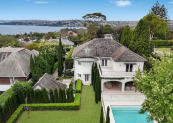 Homehunters forking out as much as $800k extra for a view