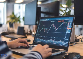 ITC amongst 39 shares nearing ex-dates for dividends, bonus, splits subsequent week. Do you personal any?