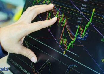 Tech View: Nifty types Falling Wedge sample on a shorter timeframe. What ought to merchants do on Tuesday?
