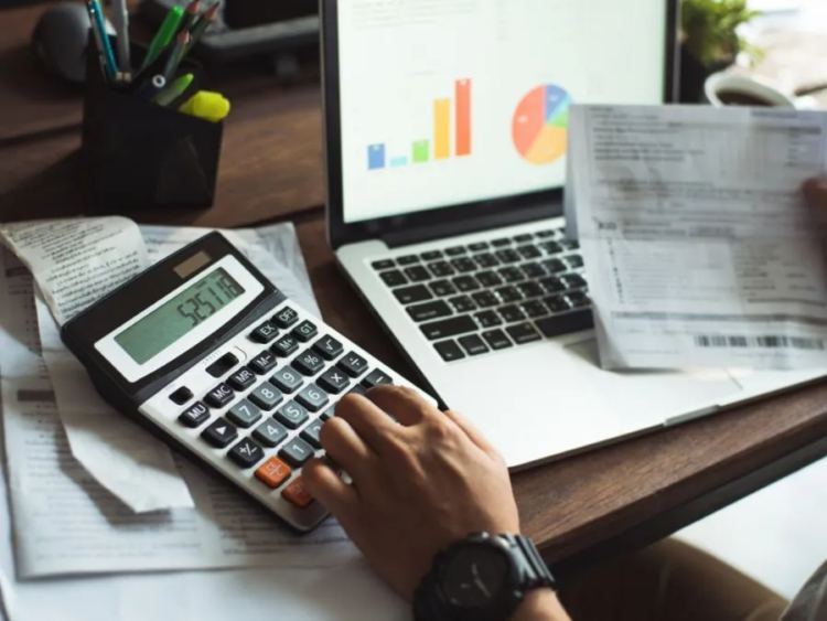 How Are Insurance coverage Agent Commissions Calculated?