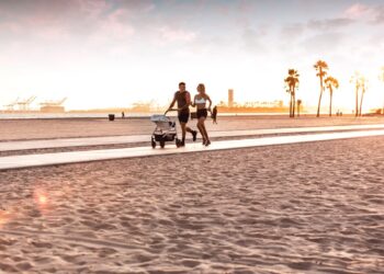 Life at The Seashore: Is Lengthy Seashore, CA a Good Place to Stay?