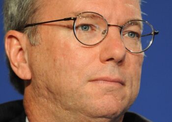 Ex-Google CEO Eric Schmidt: AI that’s ‘as sensible as the neatest artist’ might be right here in 3 to five years