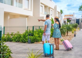 U.S. Trip Rental Market Collapses As Second Residence Purchases Drop To The Lowest Stage Ever Amid Excessive Curiosity Charges And Return To Workplace Mandates