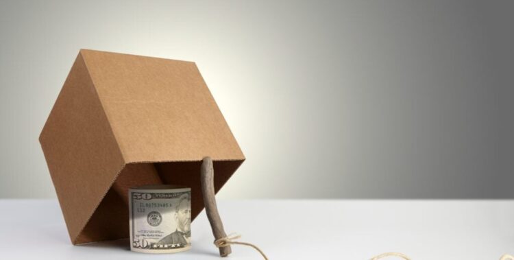 Sure, the Center-Class Lure DOES Exist