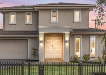 Mount Waverley luxe designer dwelling hits market