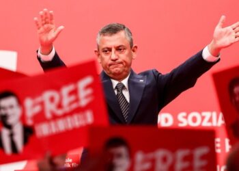 Turkey to probe opposition chief for insulting Recep Tayyip Erdoğan