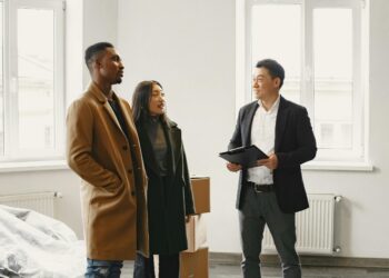 A Information for Single {Couples} Shopping for a Home