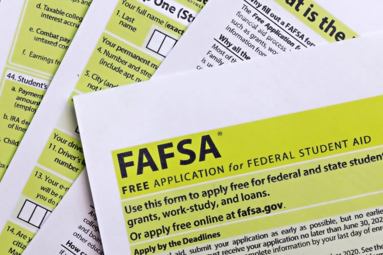 How Households Can Get Early Entry To The FAFSA