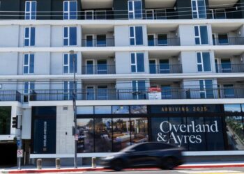 How a Macy’s parking construction turned L.A.’s newest luxurious condominium complicated