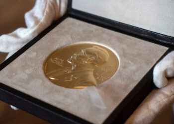 Earlier winners of the Nobel Peace Prize