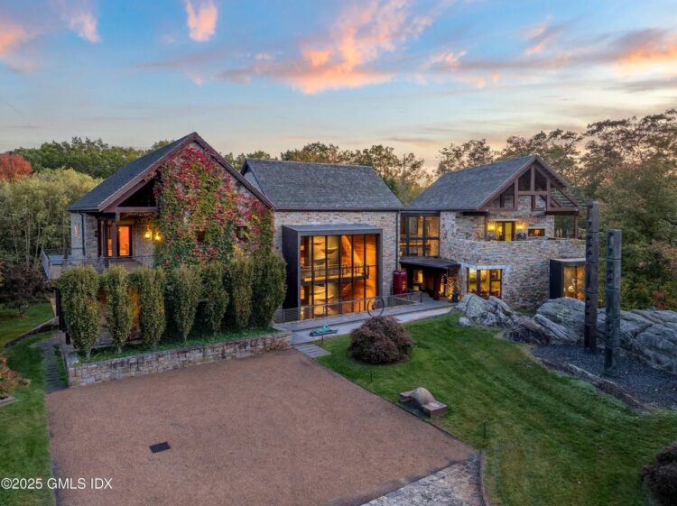 Storied Greenwich Artwork Gallery Designed To Showcase the World’s Most Distinctive Items Lists as a Non-public Residence for $16 Million