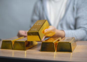 From Hedge to Take a look at Case: Gold’s Volatility and the Limits of Security