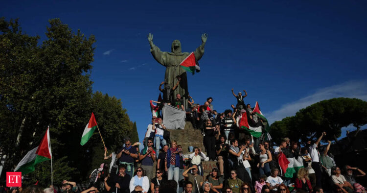 Tens of 1000’s march in Barcelona and Rome to protest Israel’s marketing campaign in Gaza
