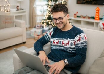 31 December Prompts for a Merry Social Media Presence