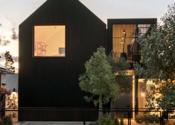 Northcote’s $6m record-holding artwork gallery home hits market