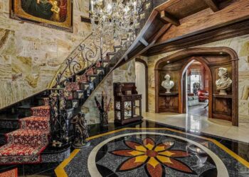 Opulent European-Impressed Waterfront Property As soon as Owned by Famed Legal professional Is Listed for $4.15 Million