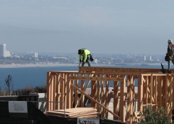 Malibu residents flee as worldwide consumers snap up burned-out tons