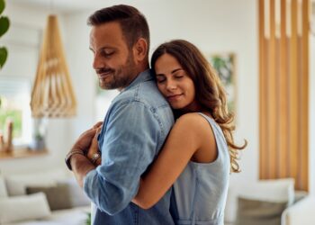 5 Psychological Shifts That Occur When {Couples} Select A Little one-Free Identification