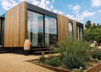 A retired couple downsize to a tiny modular ADU in L.A.