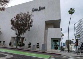 Neiman Marcus dad or mum sells its Beverly Hills website