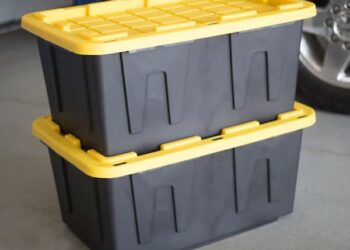 Lowe’s Heavy Obligation Storage Tote solely $7.98 with Free Supply! {Ends Tonight}