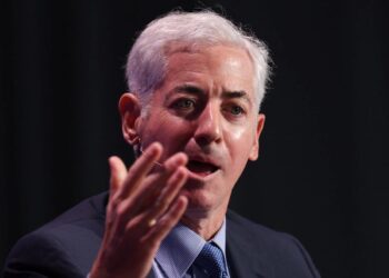 Invoice Ackman responds to Trump’s name for a one-year 10% cap on bank card curiosity