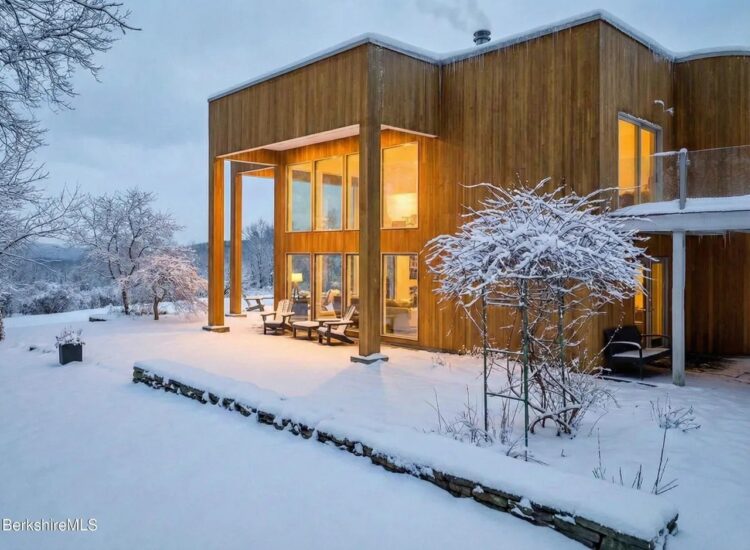 Glossy Scandinavian Property in New York’s Hudson Valley Hits the Marketplace for $4.5 Million: ‘A Discount That Affords the Greatest’