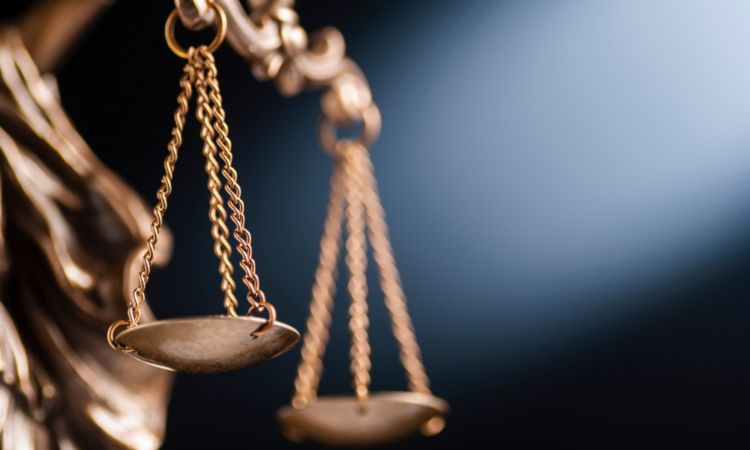 Re/insurance coverage claims in transition: Navigating authorized shifts, rising dangers, and the street forward