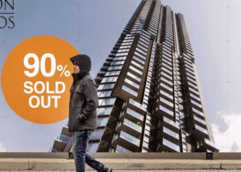 Garry Marr: In Canada's nice downsizing debate, staying put nonetheless has the higher hand