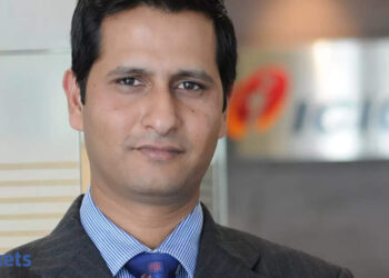 Pankaj Pandey flags dangers in aviation, sees higher alternatives in resorts and metal