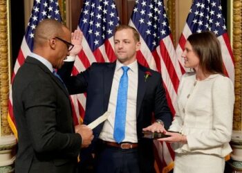 Prime HUD Official Asks Wedding ceremony Friends for Assist With House Down Cost