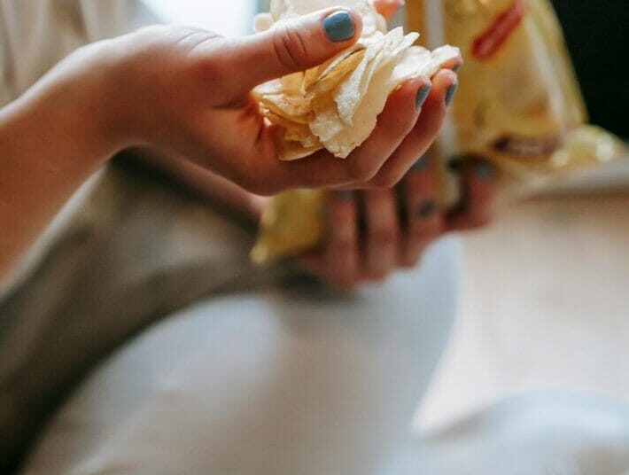 9 Methods Inflation Is Nonetheless Draining Fastened-Earnings Households