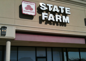 State Farm beats 90,000-member class motion over total-loss automobile valuations