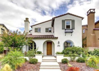 When Is the Finest Time to Promote a Home?