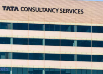 TCS This fall internet revenue jumps 12% to Rs 13,718 crore on sturdy deal wins, weak rupee