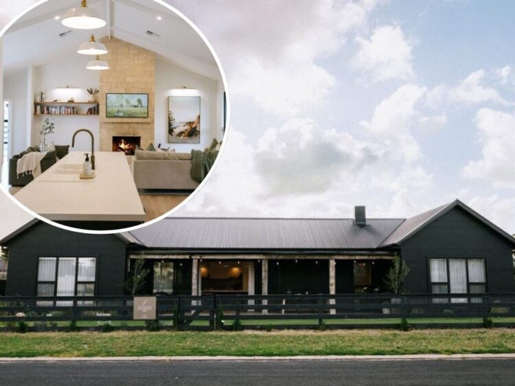 In style Gown seashore home might earn patrons $1044 an evening