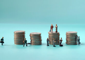 Passive vs. Lively in DC Plans