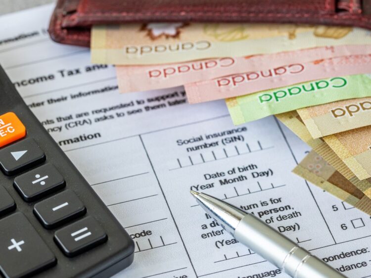 Garry Marr: For those who're loopy sufficient to need to donate cash to the CRA, right here's tips on how to do it