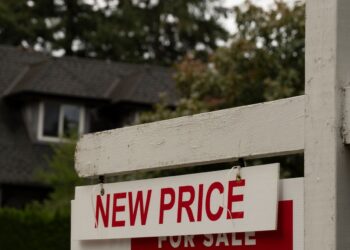 Garry Marr: Will falling home costs delay your retirement?